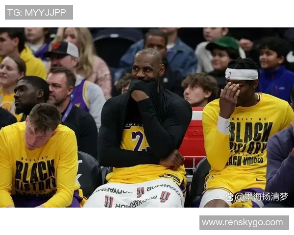 1月17日NBA常规赛爵士对湖人第一节精彩回顾与战术分析